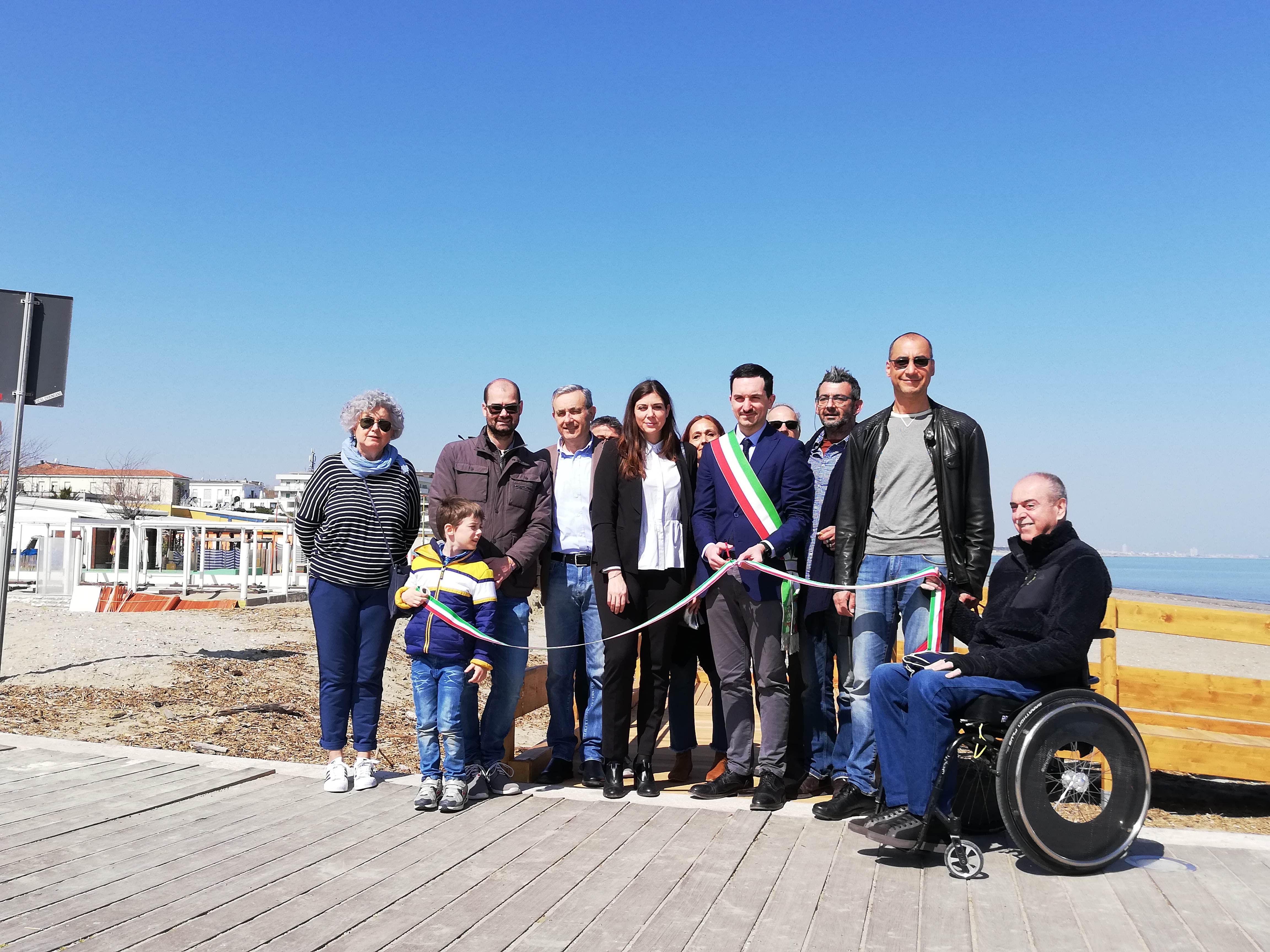 Barriere architettoniche: collegata Piazza Spose dei Marinai con la spiaggia foto 