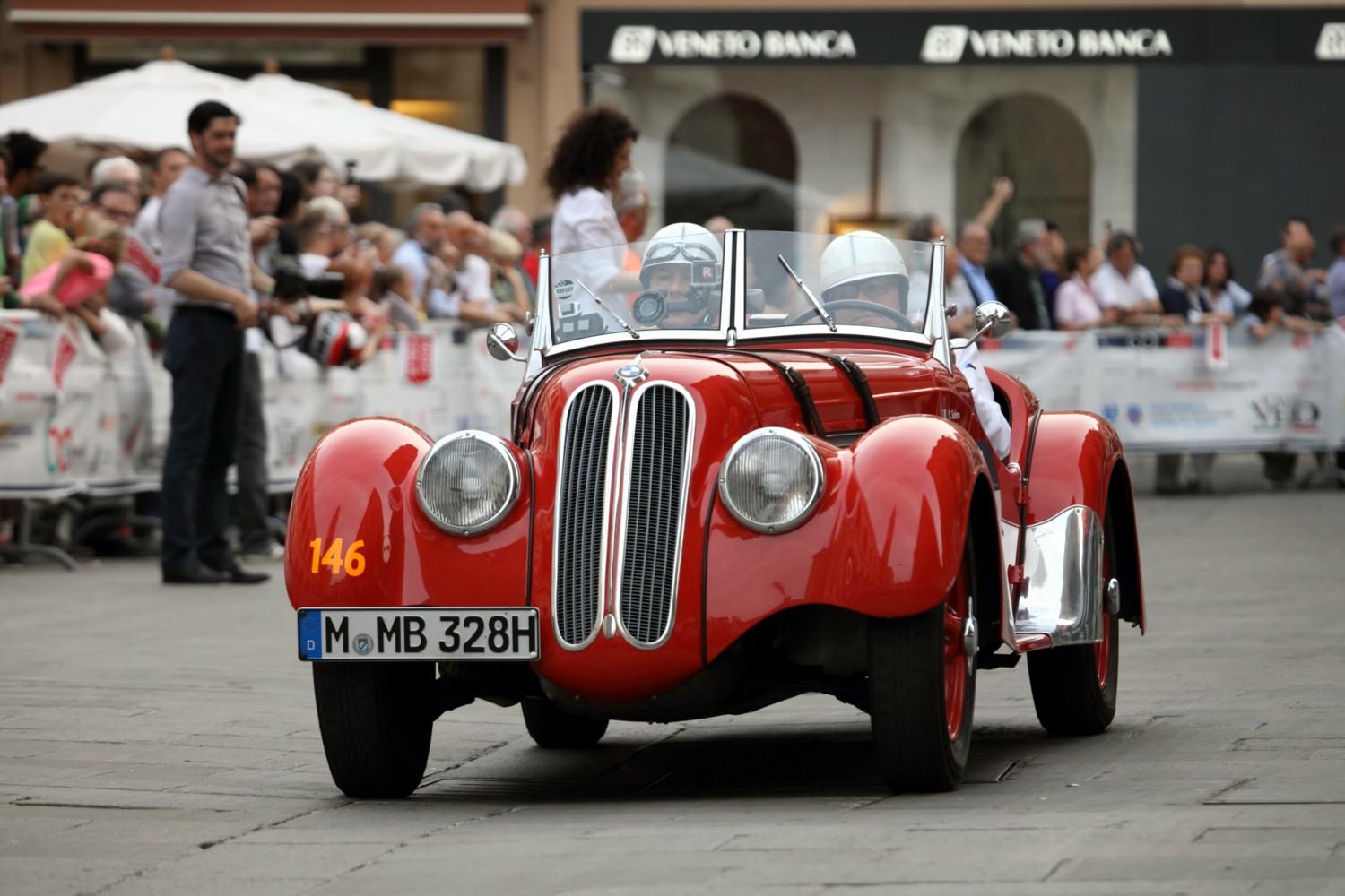 La 1000 Miglia saluta Cesenatico e la Nove Colli foto 