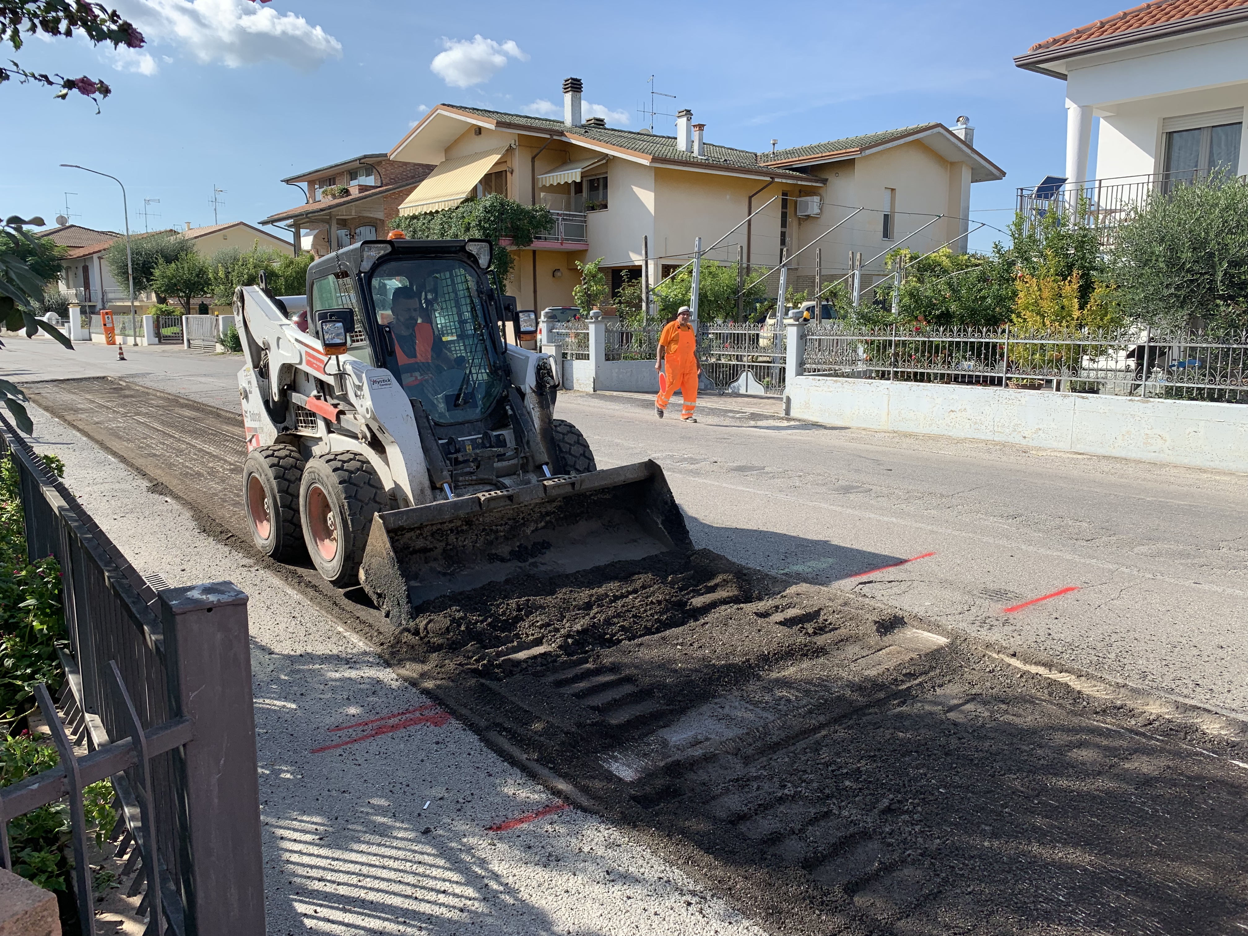 Via Campone Sala, iniziati gli interventi di asfaltatura  foto 