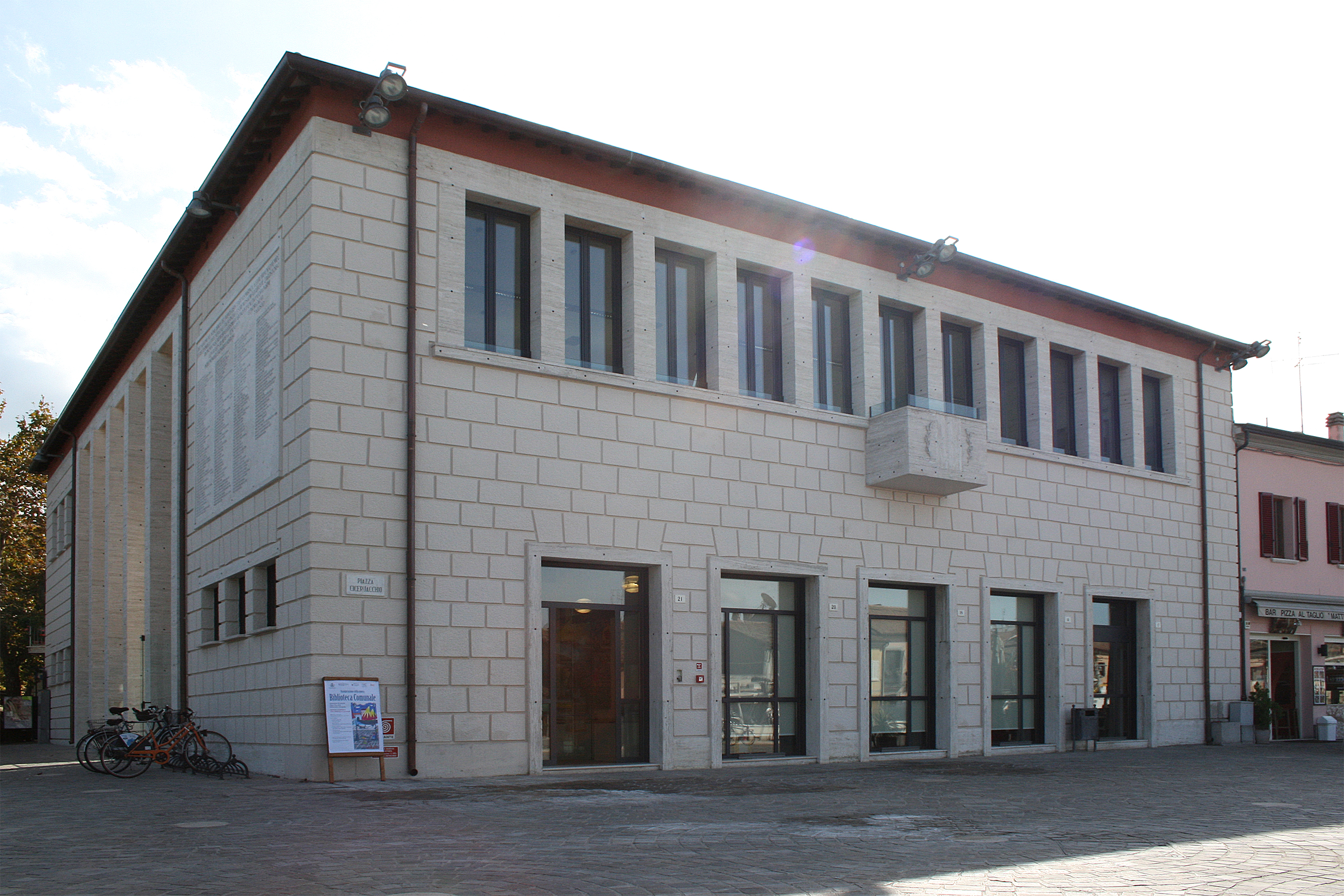 Biblioteca Comunale di Cesenatico: riapre il servizio di prestito librario foto 