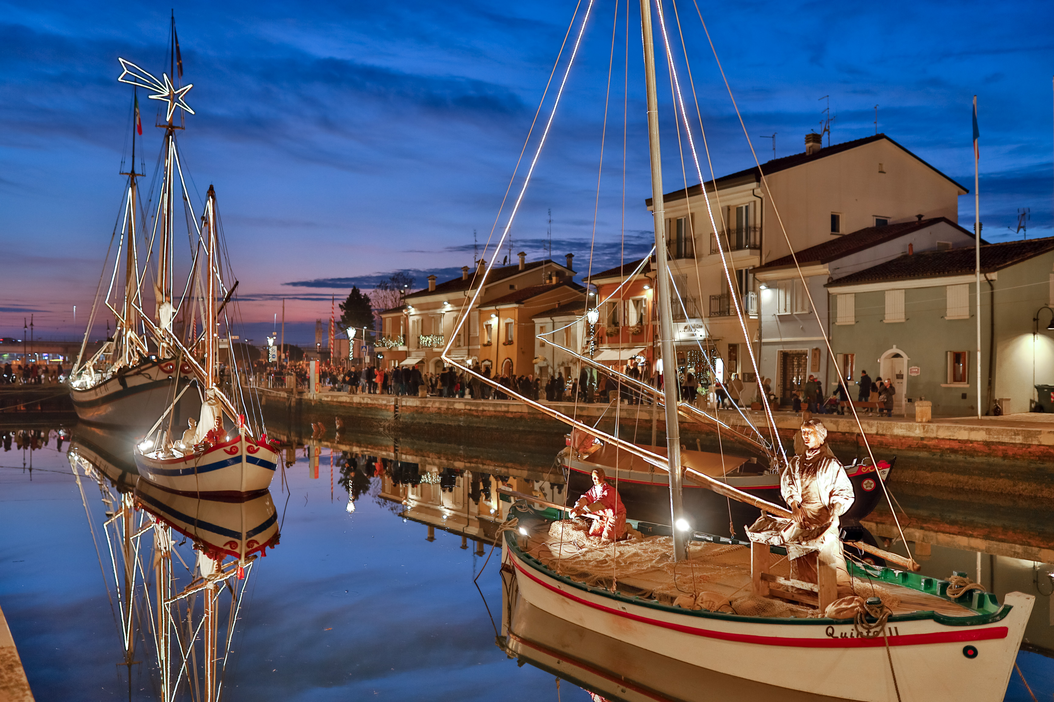 Cesenatico si prepara al Natale: Presepe della Marineria, luminarie, mercatini e tanti eventi foto 